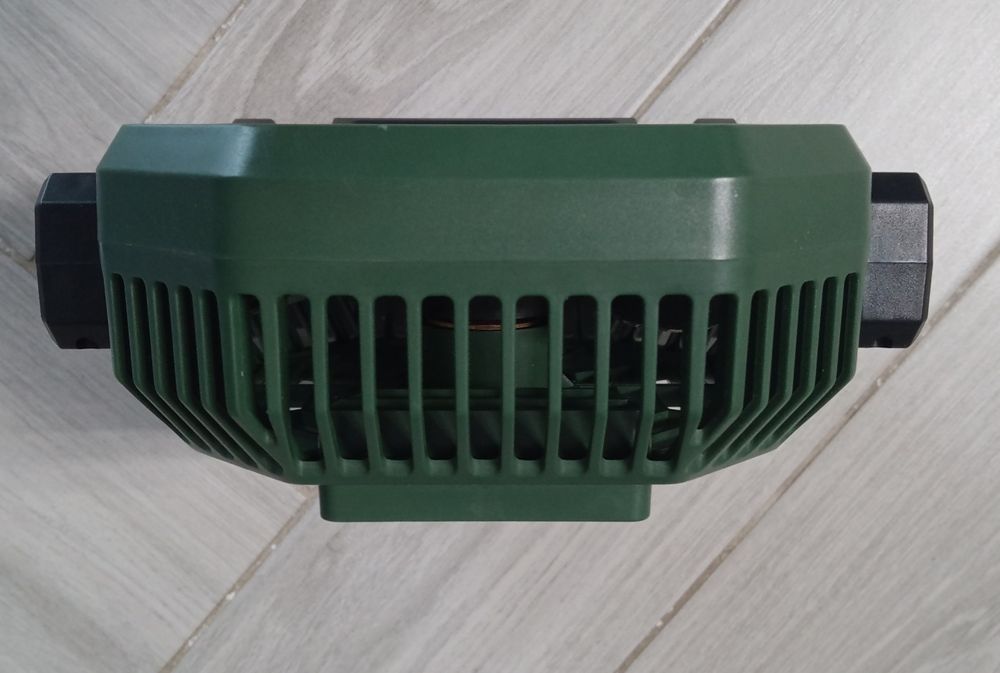 Wentylator kempingowy z latarnią LED