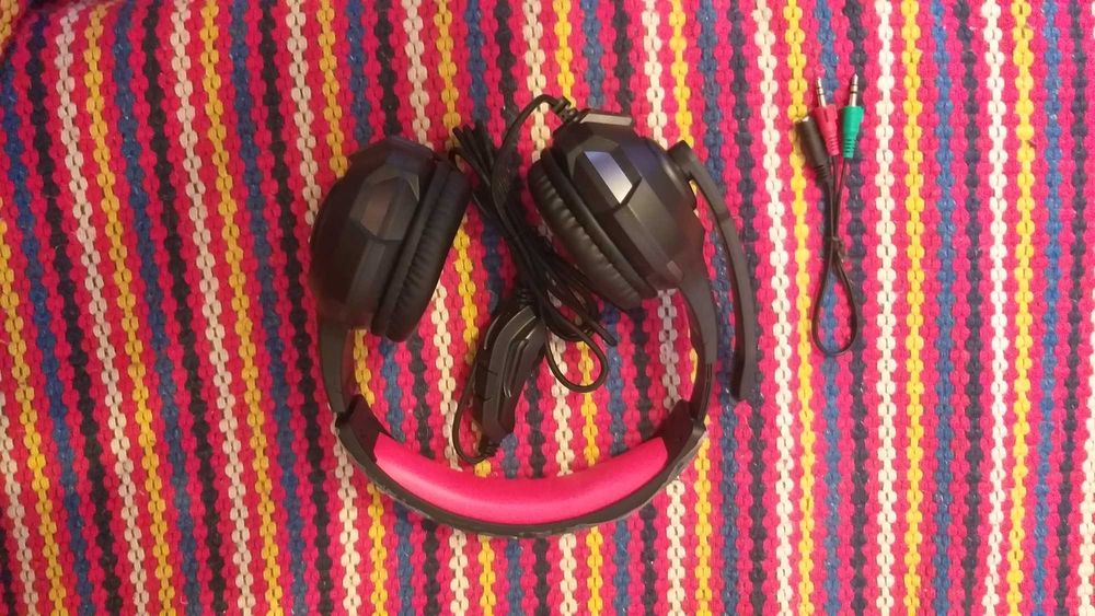 Conjunto Gaming Teclado, Rato, Tapete e Headphones