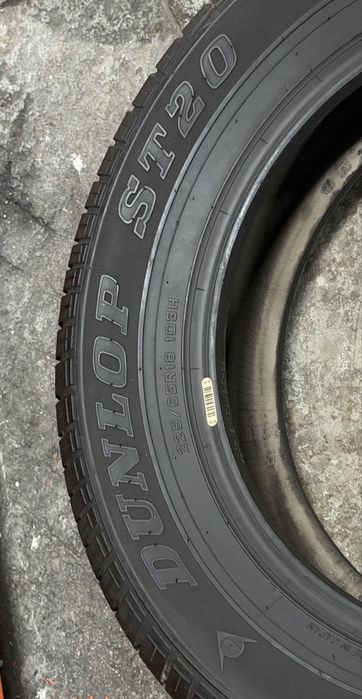 Pneus 225/65r18 Dunlop St20 Grandtrek com 100% de piso