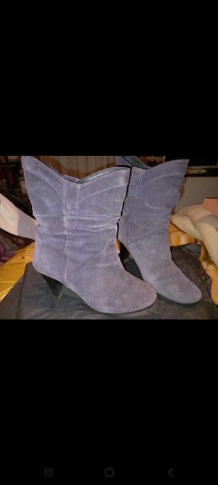 Botins de salto alto, de camurça, roxos - Guimarães