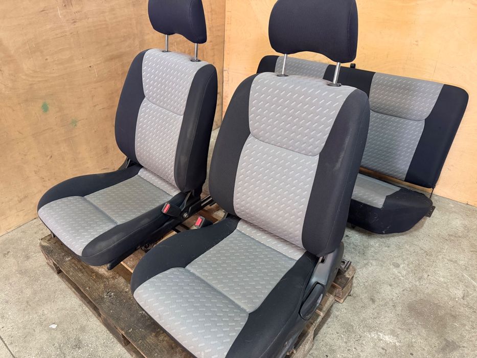 Conjunto de Bancos Nissan Navara D22