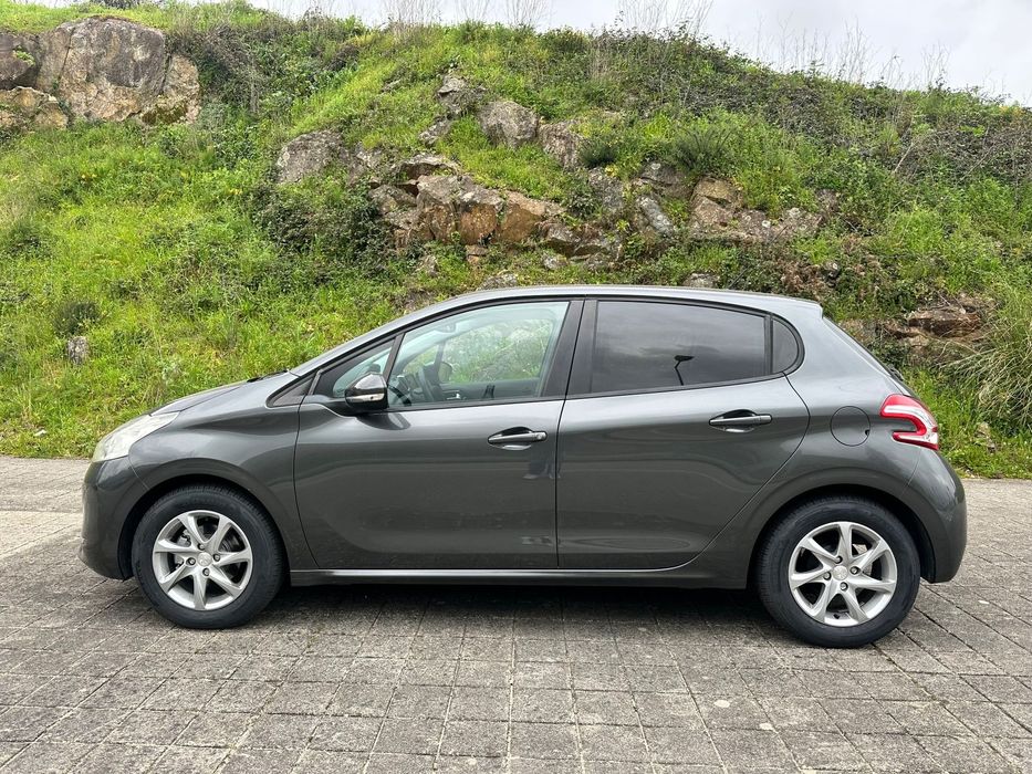 Peugeot 208 1.4 HDi Active