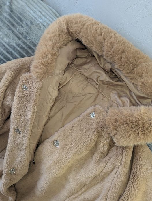 Еко шубка в дуже хорошому стані