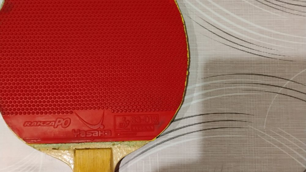 Продам ракетку сборную