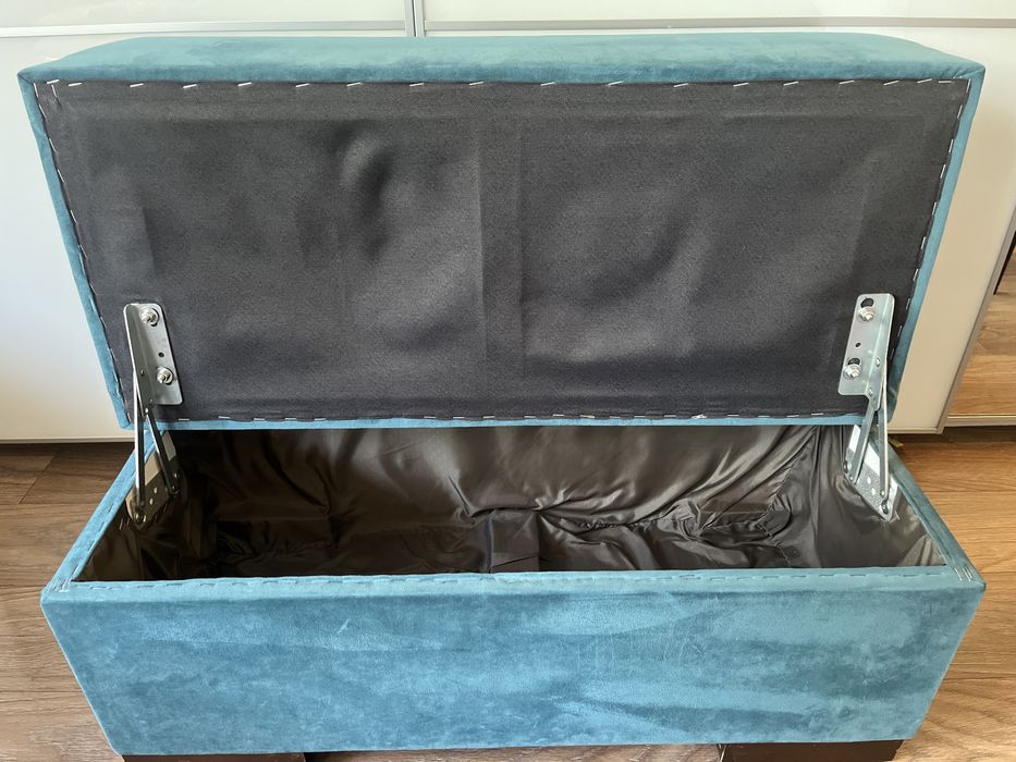 pufa, siedzisko ze schowkiem