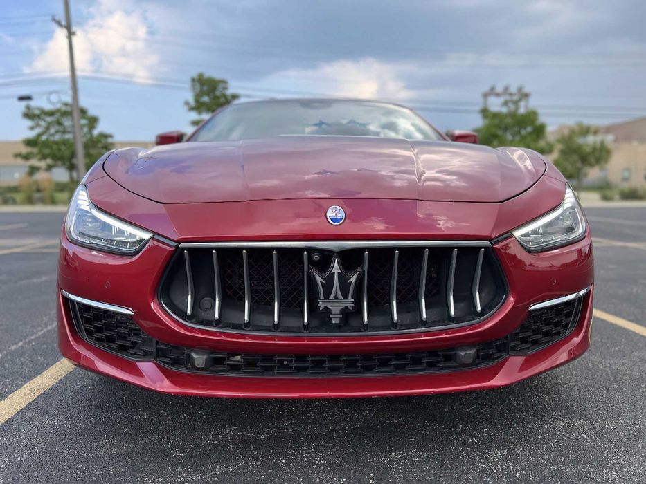 Maserati Ghibli      2019