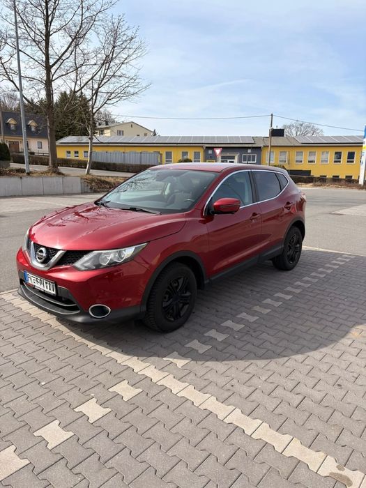 Продам автомобіль Nissan Qashqai 1,2 Бензин, 2016 року