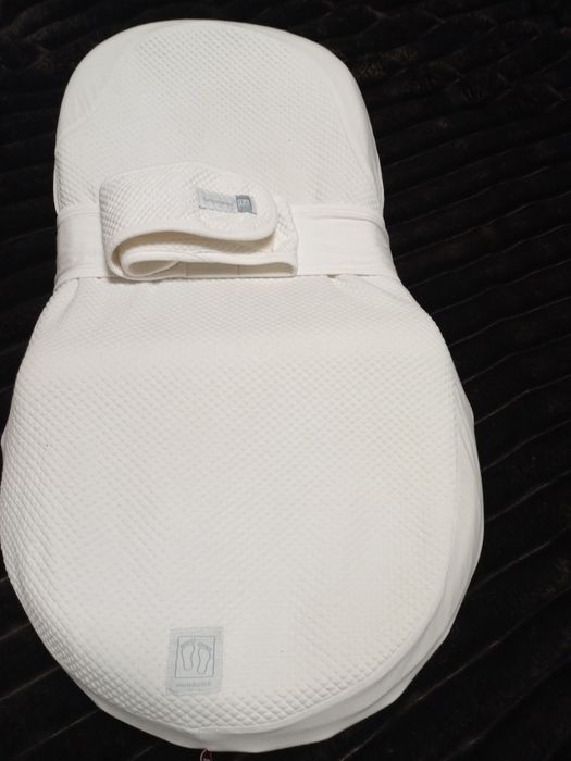 Кокон  для немовляти - незамінний помічник для батьків