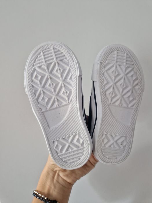 Nowe trampki Cool Club