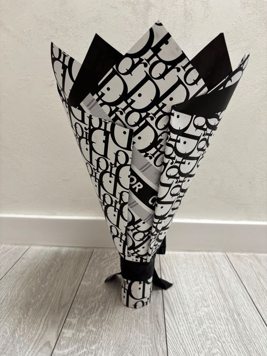 Elegancki bukiet handmade z róż | 14 róż ze wstążki | Gotowy prezent