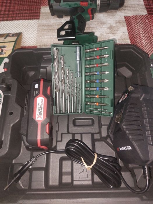 PARKSIDE - Aparafusadora furadora a Bateria 20V–KIT COMPLETO