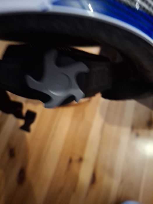 Kask na deske, rolki, hulajnoge.