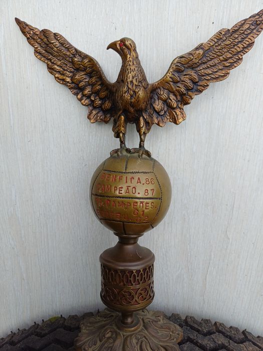 Estatueta di benfica