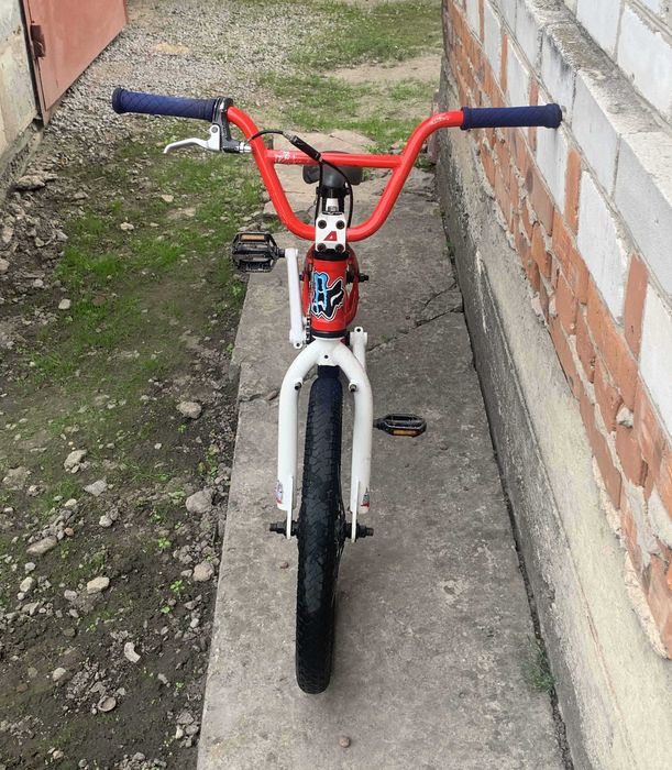 Велосипед  BMX, дешево, якість, майже новий терміновий продаж, переїзд