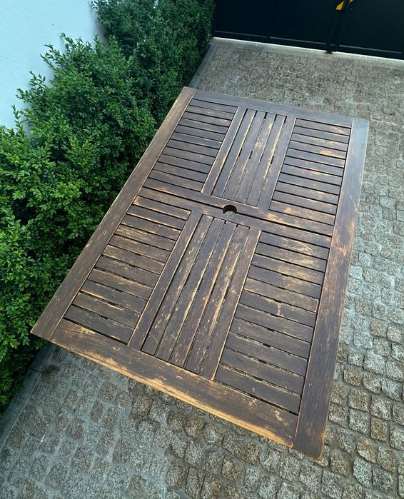 Mesa de esplanada ou jardim em madeira de acácia