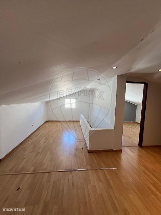 Apartamento T4 para venda