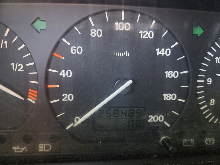 Silnik 2.4 diesel AJA AAB  t4 oryginał przebieg 258tys stan bardzo dob
