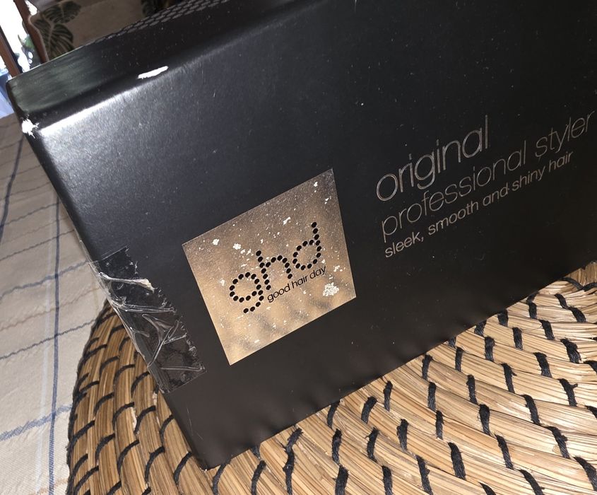 Prancha alisador e ondas cabelo profissional GHD nova caixa fechada