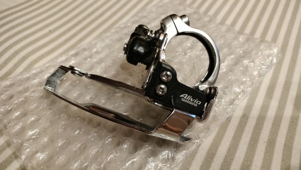 Shimano Alivio.Вело переключатель передний.