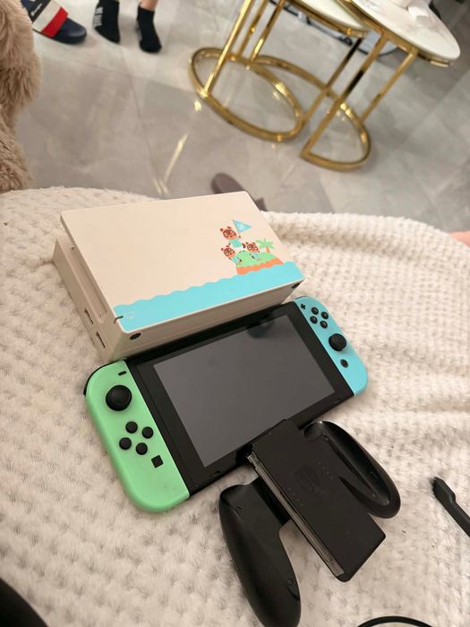 Nintendo switch z podstawka