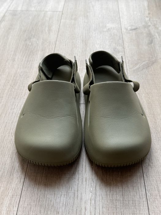Гумові тапки клоги nike calm mule