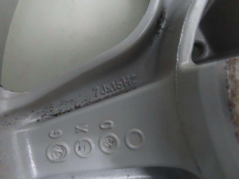 Alufelgi 15'' Mercedes Klasa C 5x112 7j Et35