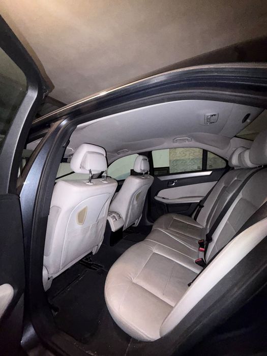 Mercedes-Benz E350 CDI