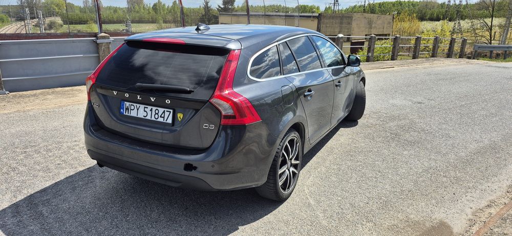 Sprzedam Volvo V60 D3 Doinwestowany