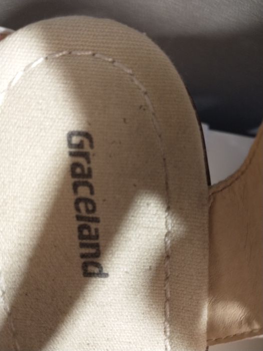 Sandały na platformie Graceland rozm 41