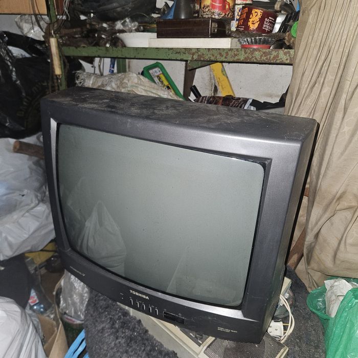 Продам телевізор