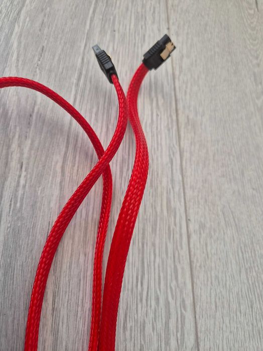 набір кастомних кабелів-подовжувачів для ПК червоні