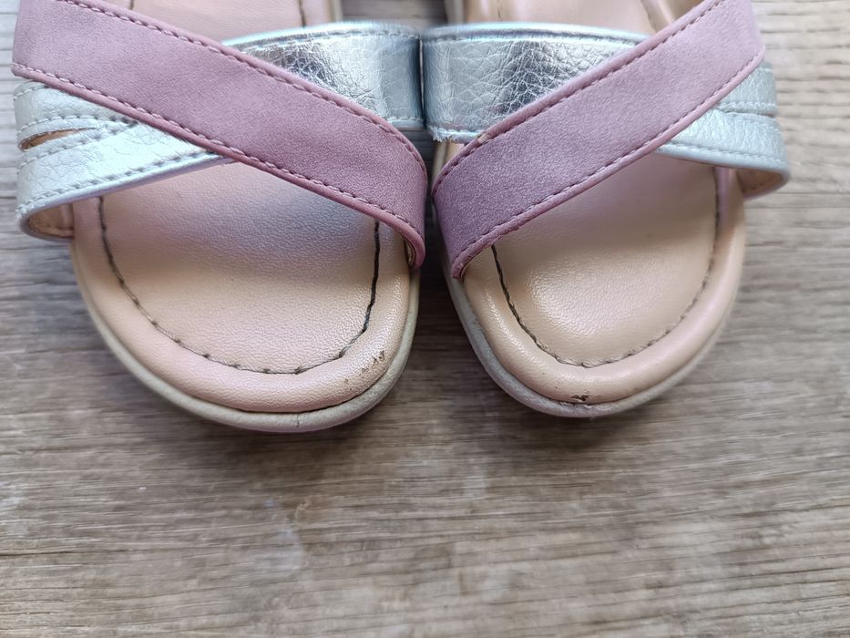 Sandały 26 dziewczęce różowe buty dla dziewczynki  15,5 wkładka