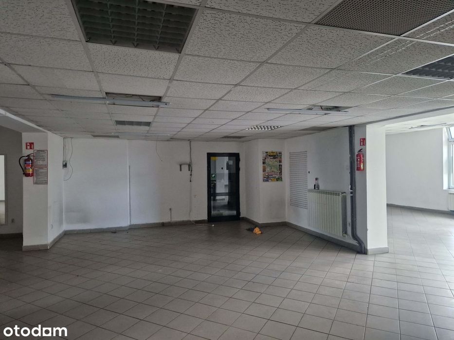 Lokal usługowo-handlowy 240 m2 centrum.