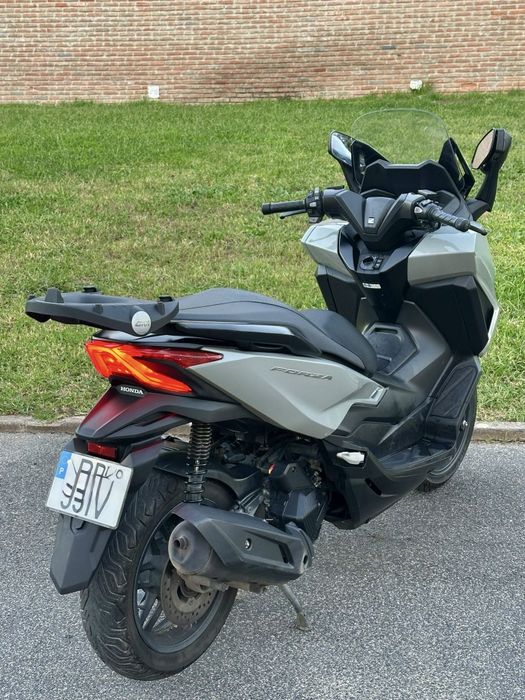 Honda Forza 125CC