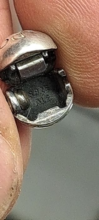 Pulseira Pandora malha snake em prata.