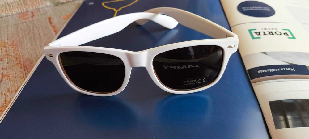 Nowe okulary przeciwsłoneczne UV400 białe play