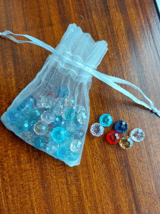 Conjunto de 4 sacos com contas para colares ou pulseiras