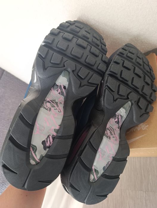 Nike x Corteiz Air Max 95 "Pink Beam"