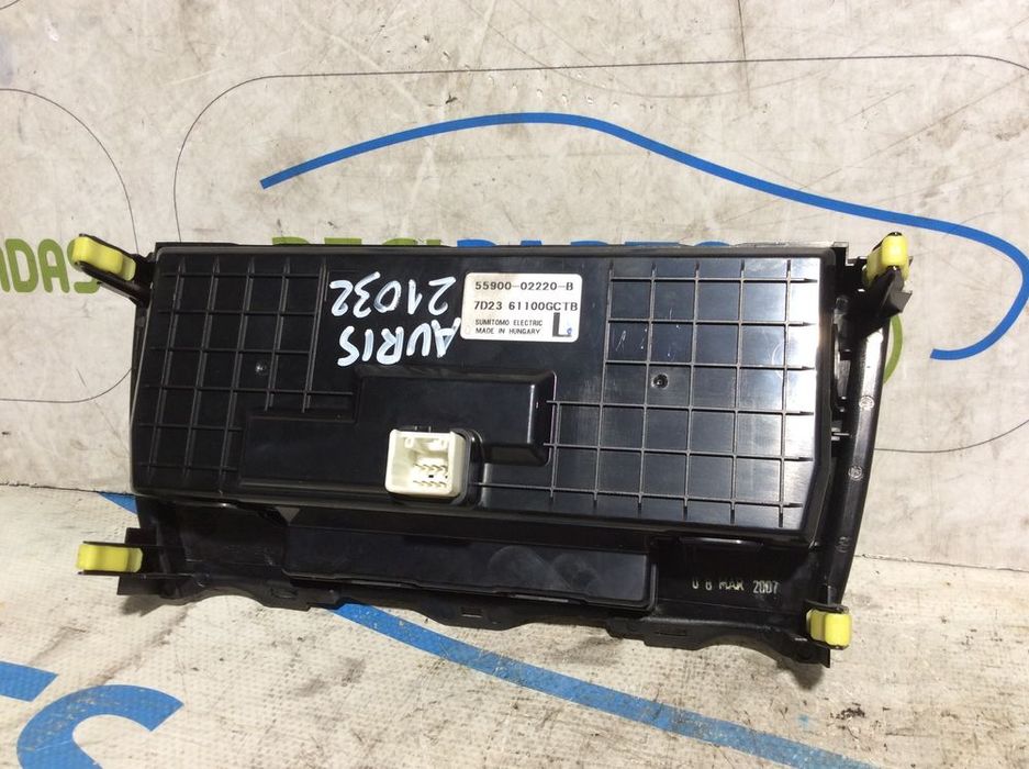 Display AC Toyota Auris Ref. 55900-02220-B