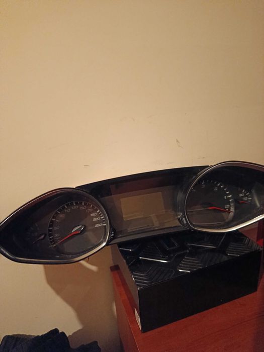 portas completas Peugeot 308 e peças