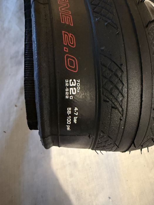 Pneus estrada novos Vittoria 32c