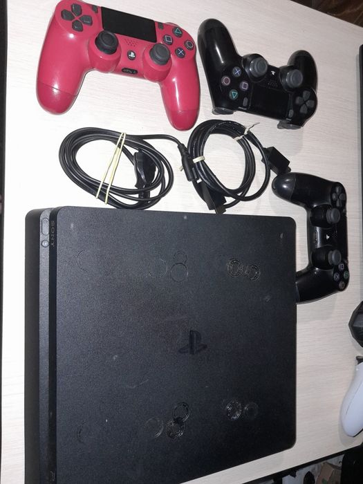 Playstation 4 slim 1tb