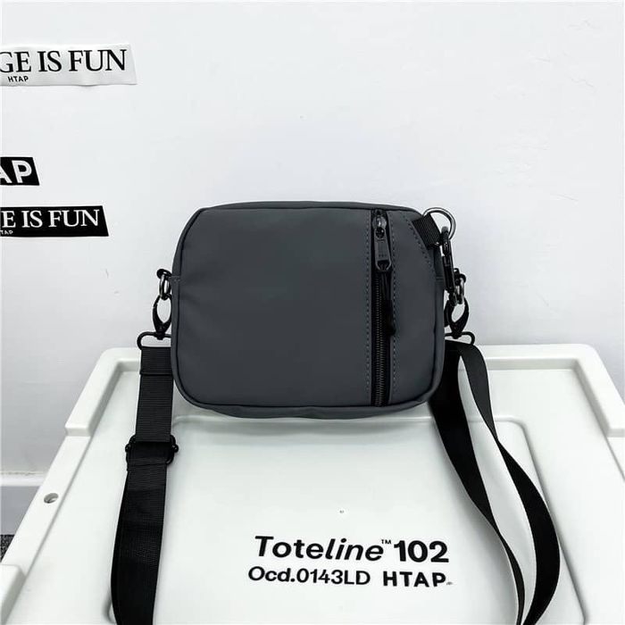 Прямоугольные сумки Stone Island с карабином в цветах Новые