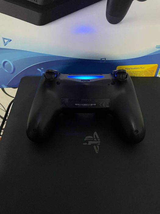 PlayStation 4 Slim PS4 1TB