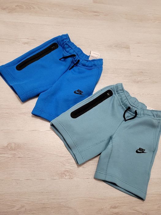 Шорти дітячі NIKE Sportswear Tech Fleece нові original