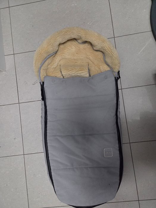 Śpiworek do wózka / Kożuch wełniany do wózka / na sanki