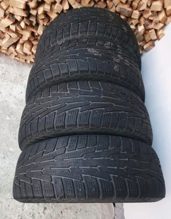 Резина зимова 225/60 r18 протектор 5 мм