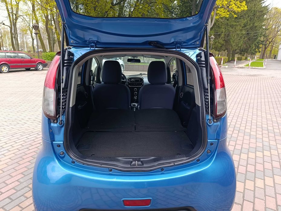 Peugeot iOn Електро 2012