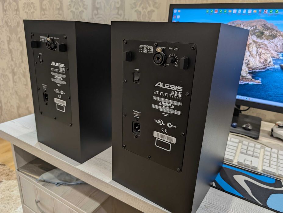 студійні монітори Alesis m1 active mk2