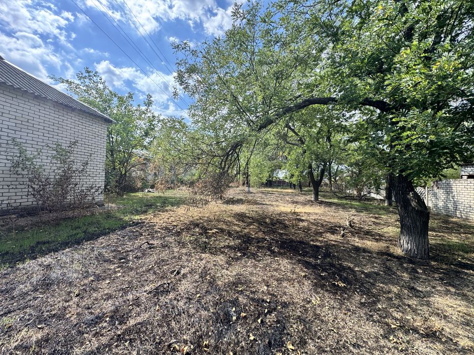 Продаж Адмінбудіілі з власною территорією м.Снігурівка Башт.  р-ну